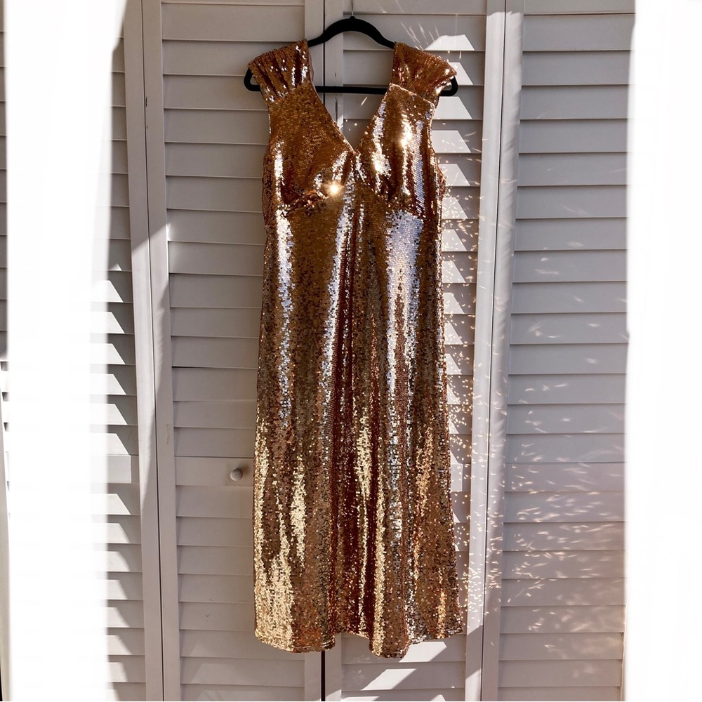 Adelyn Rae Gold Sequin Midi Dress Bow Back Size L NWT - Picture 2 of 16